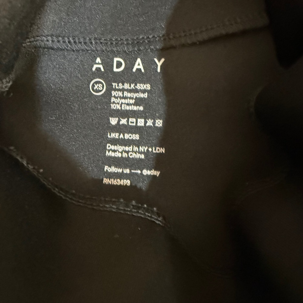 Aday Like A Boss Mock Neck Sweatshirt Womens XS Black Technical Pullover Shirt - Picture 6 of 9
